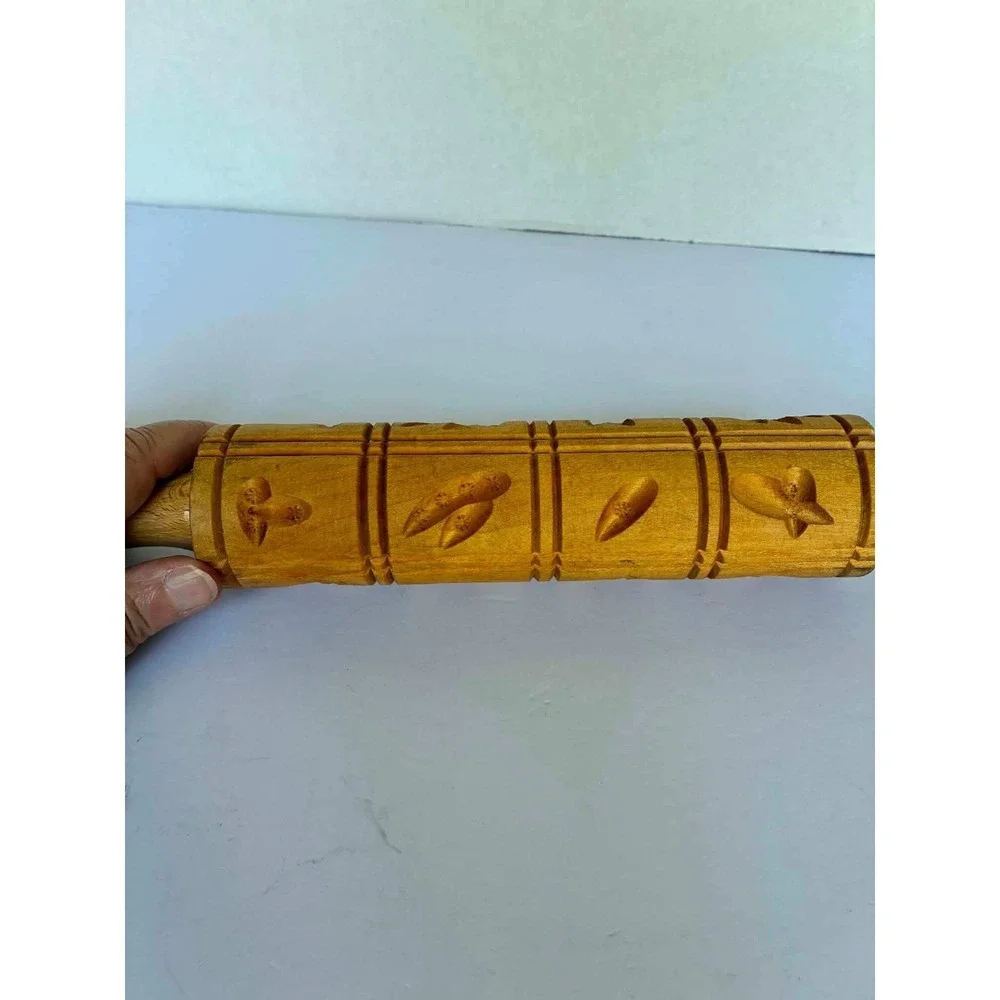 Vintage Springerle Rolling Pin 14.25